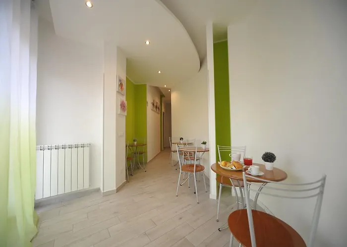 Frühstückspension Bbrothershouse 4*