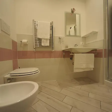 Bbrothershouse 4*